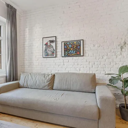 Ah Luxury Old Town Апартаменты Братислава