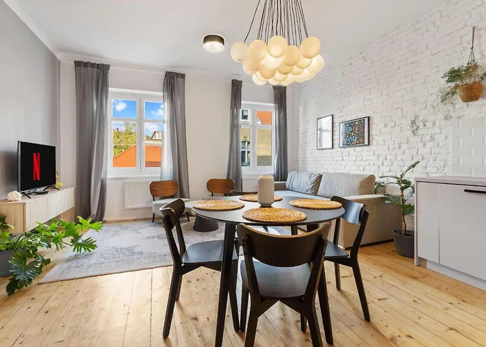 Ah Luxury Old Town *