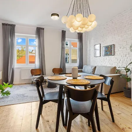 Ah Luxury Old Town *